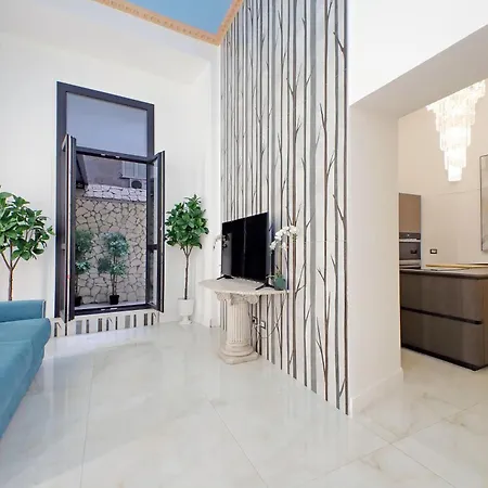 Casa *